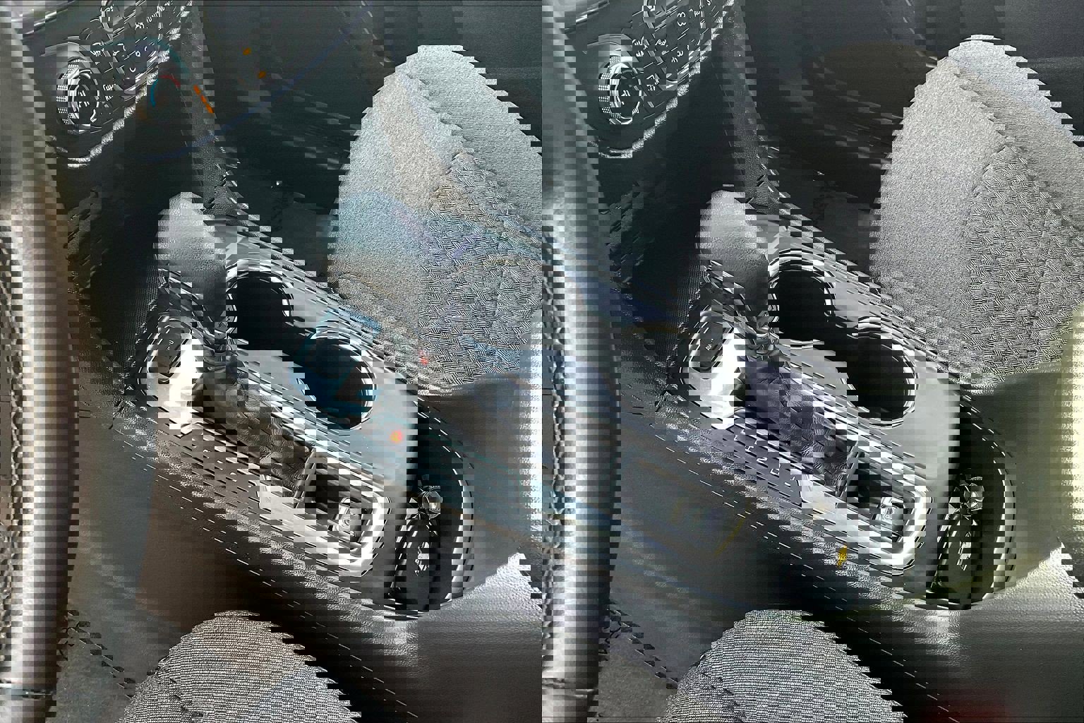 Used 2023 Chevrolet Equinox LT w/ Driver Convenience Package image 22