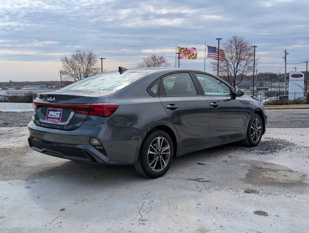 Used 2023 Kia Forte LXS w/ LXS Technology Package image 5