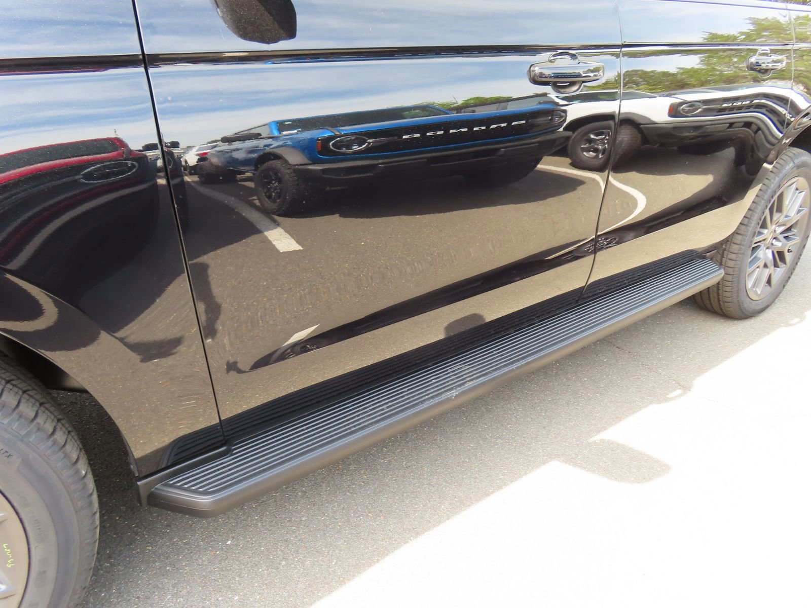 New 2026 Ford Expedition Max Platinum AWD/4WD image 7