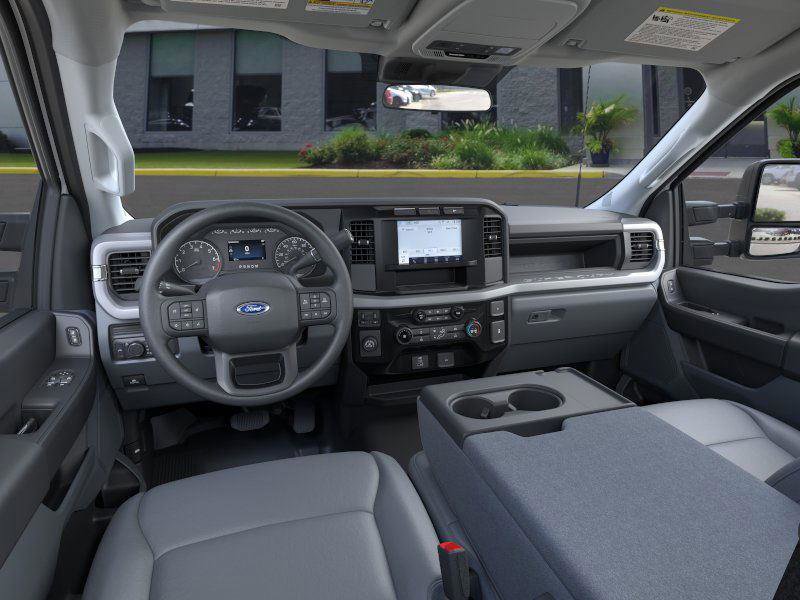 New 2023 Ford F350 XL image 9