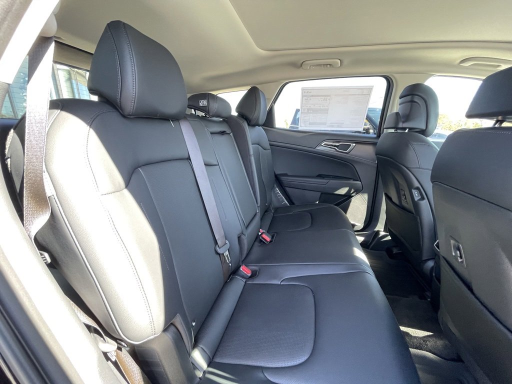 New 2026 Kia Sportage EX image 28