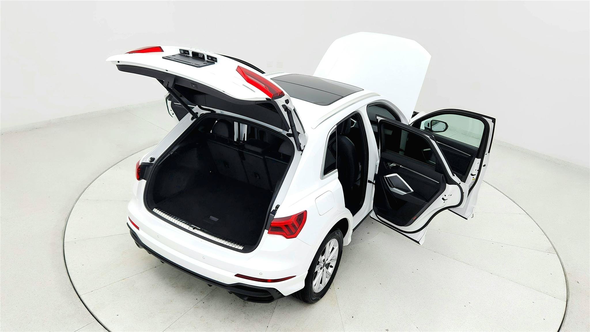 Used 2025 Audi Q3 2.0T Premium AWD/4WD image 23