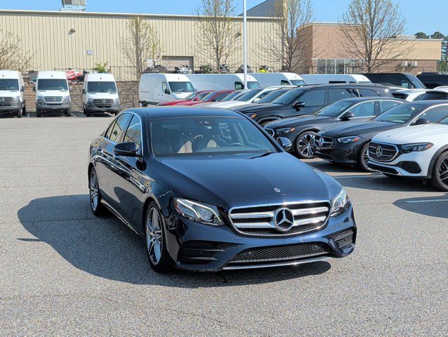 Used 2018 Mercedes-Benz E 300 image 3