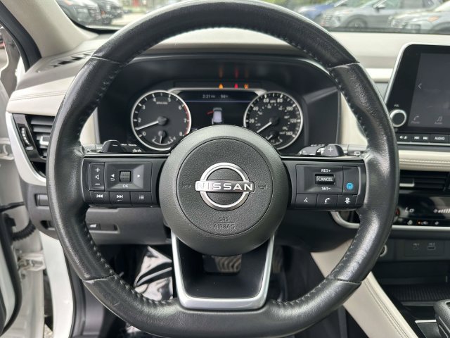 Used 2023 Nissan Rogue SL AWD/4WD image 24