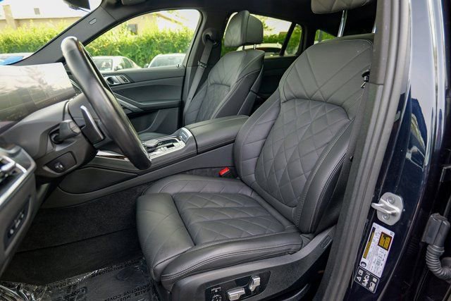 Used 2024 BMW X6 xDrive40i w/ Premium Package image 21