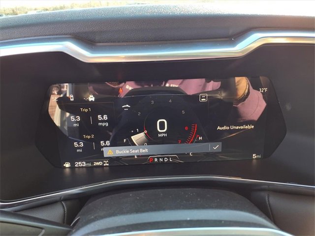 New 2026 GMC Canyon Elevation w/ Convenience Package image 23