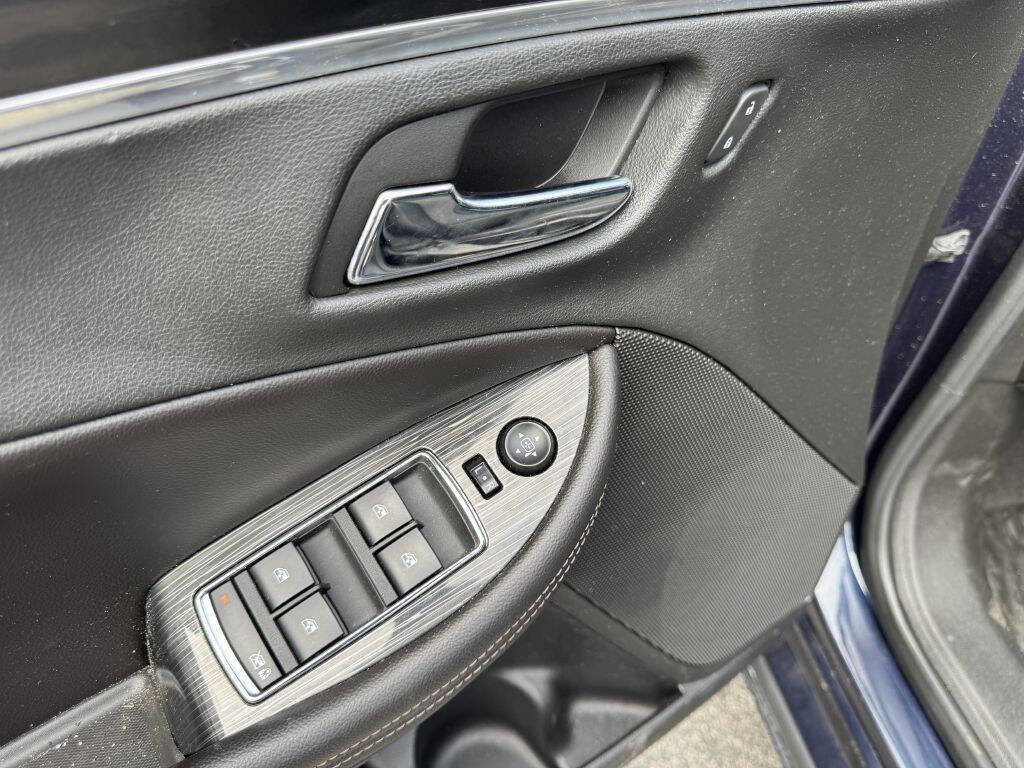 Used 2018 Chevrolet Impala LT image 8