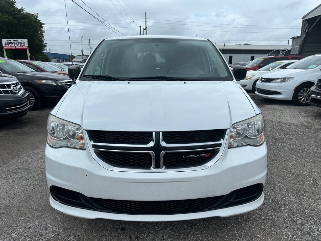 Used 2017 Dodge Grand Caravan SE w/ UConnect Hands-Free Group FWD image 2