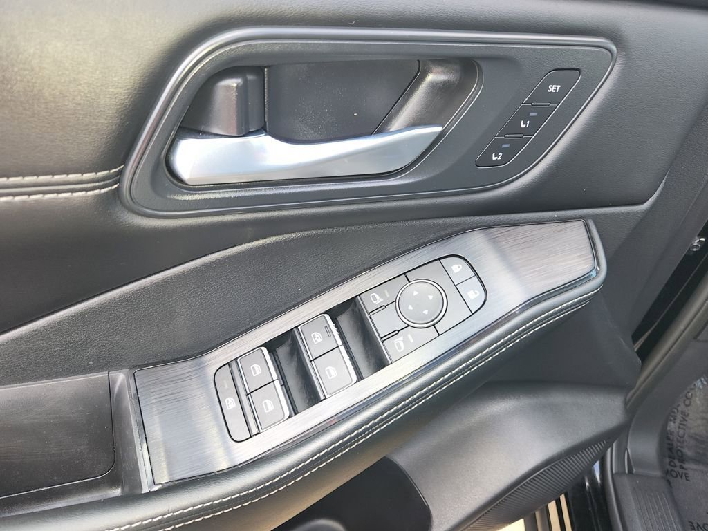 Certified 2025 Nissan Rogue SL w/ Tech Package image 35