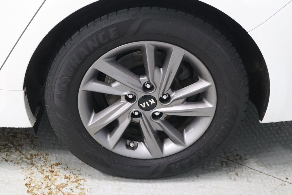 Used 2020 Kia Optima LX FWD image 18
