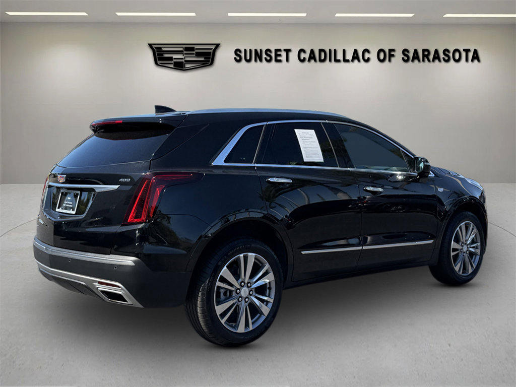 Certified 2025 Cadillac XT5 Premium Luxury AWD/4WD image 3