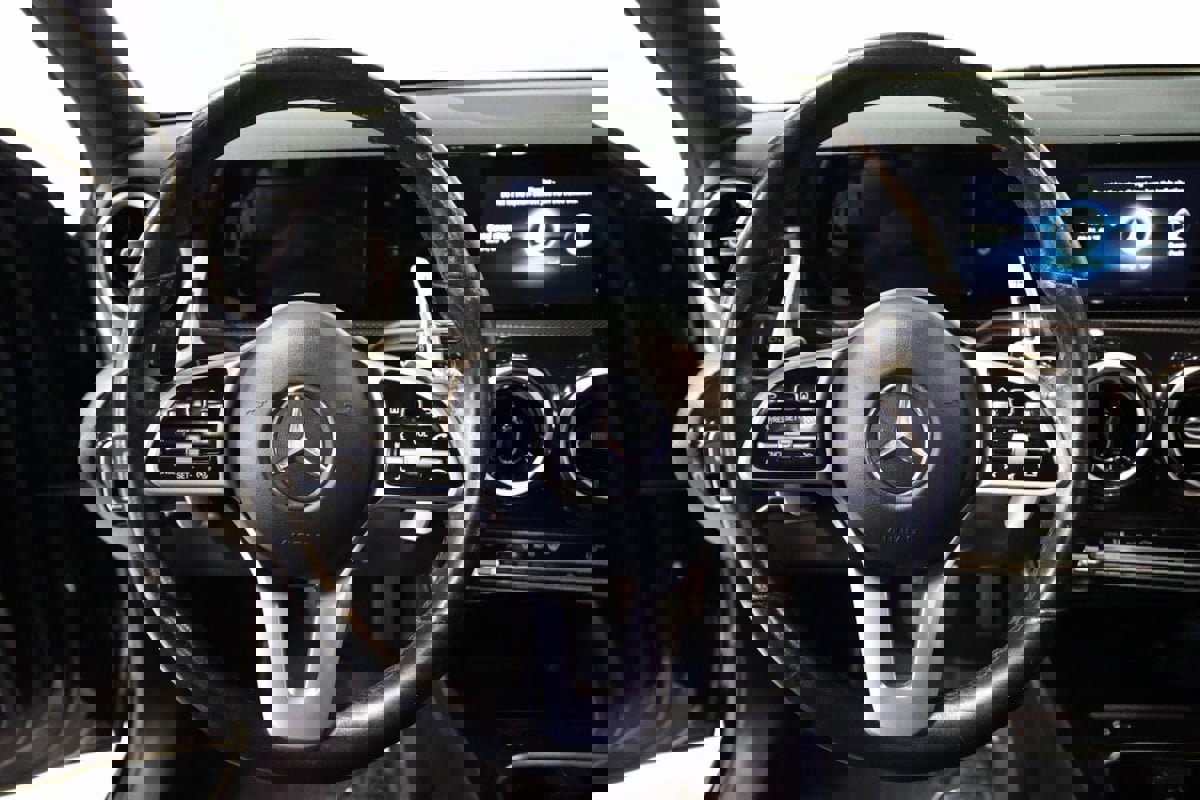 Used 2019 Mercedes-Benz A 220 image 37