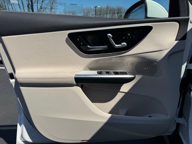 Used 2026 Mercedes-Benz GLC 300 4MATIC image 18