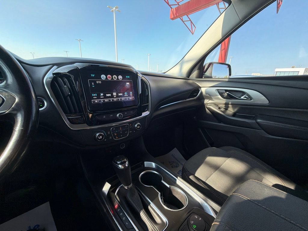 Used 2019 Chevrolet Traverse LT w/ LPO, Floor Liner Package AWD/4WD image 18