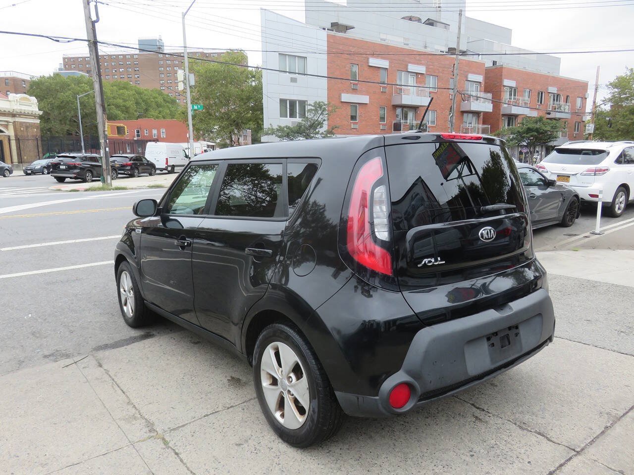 Used 2015 Kia Soul FWD image 5