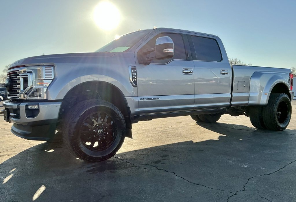Used 2022 Ford F350 Platinum image 7