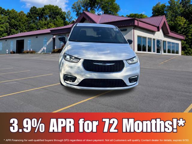 New 2026 Chrysler Pacifica Select FWD image 2