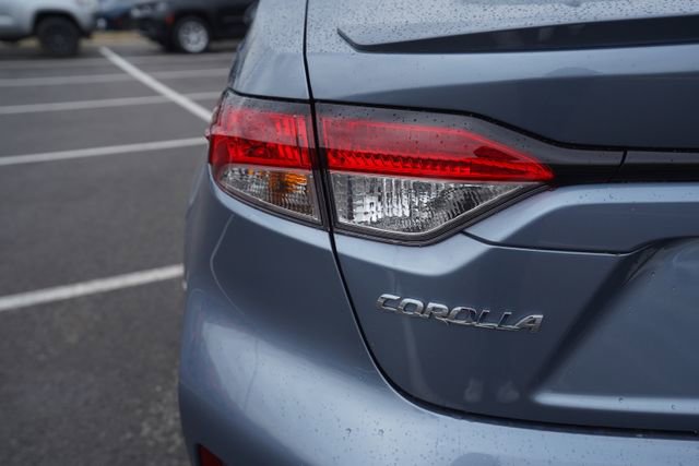 Used 2022 Toyota Corolla SE w/ Carpet Mat Package (TMS) image 37