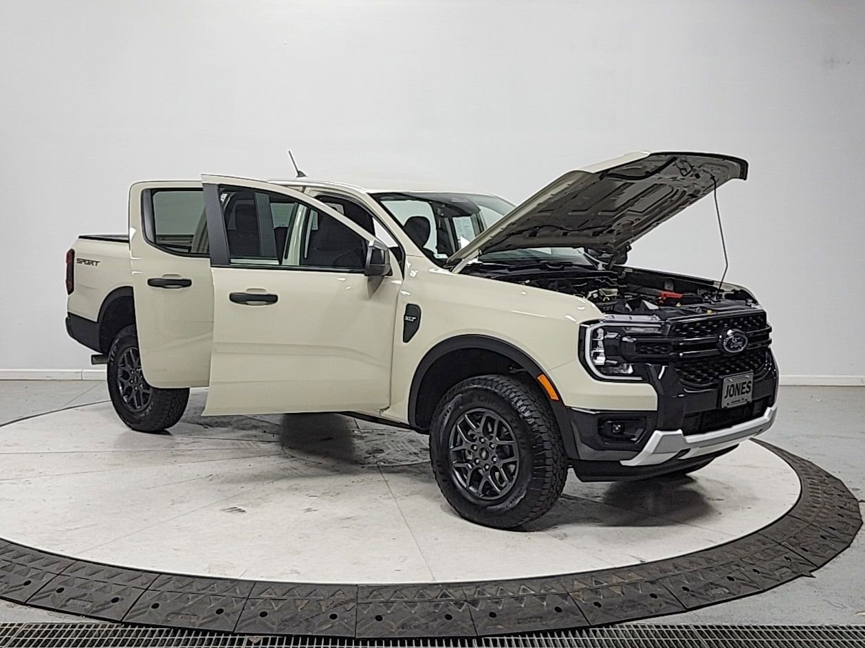 Used 2025 Ford Ranger XLT w/ Equipment Group 301A High image 9