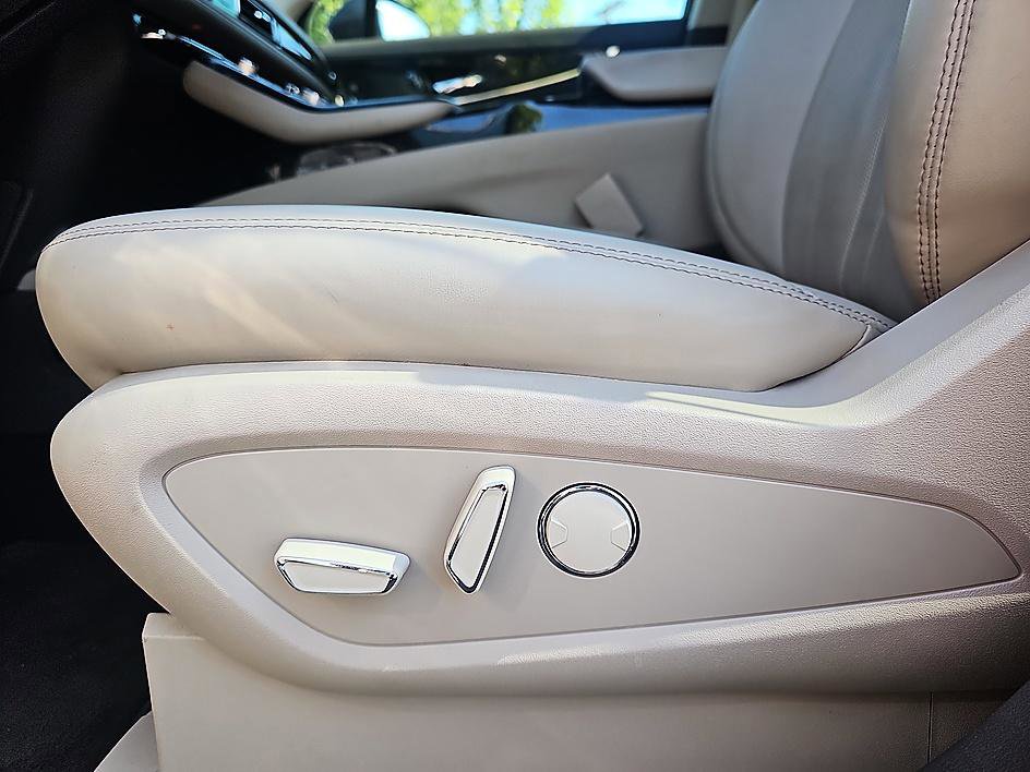 Used 2023 Lincoln Nautilus Reserve w/ Equipment Group 201A FWD image 15