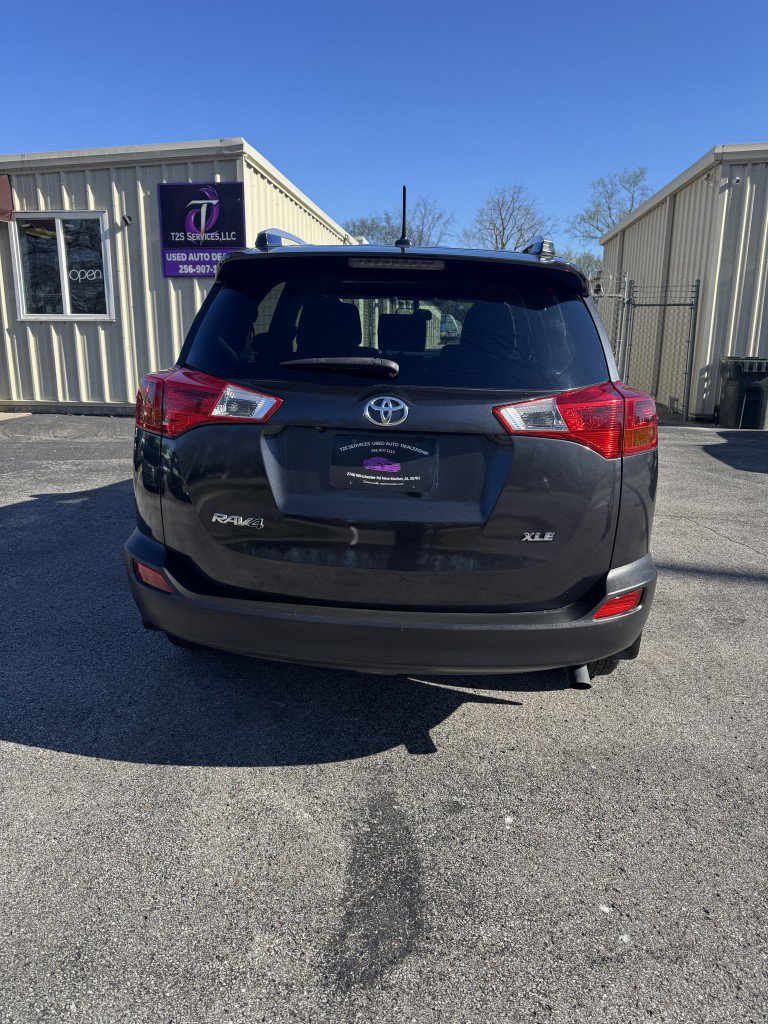 Used 2015 Toyota RAV4 XLE image 7