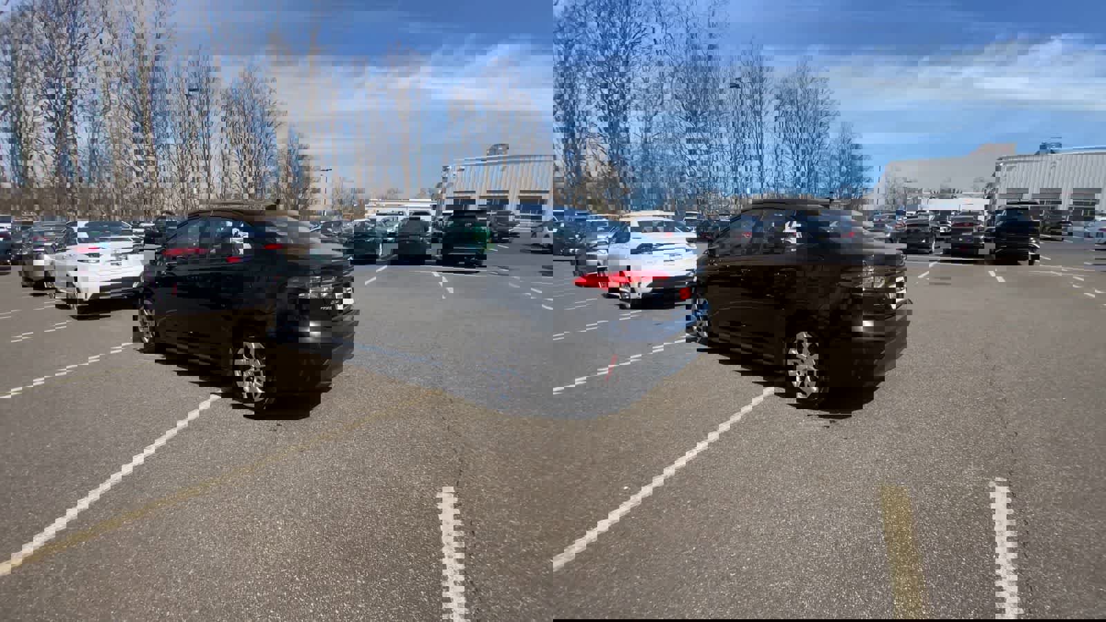 Used 2025 Toyota Corolla LE image 9