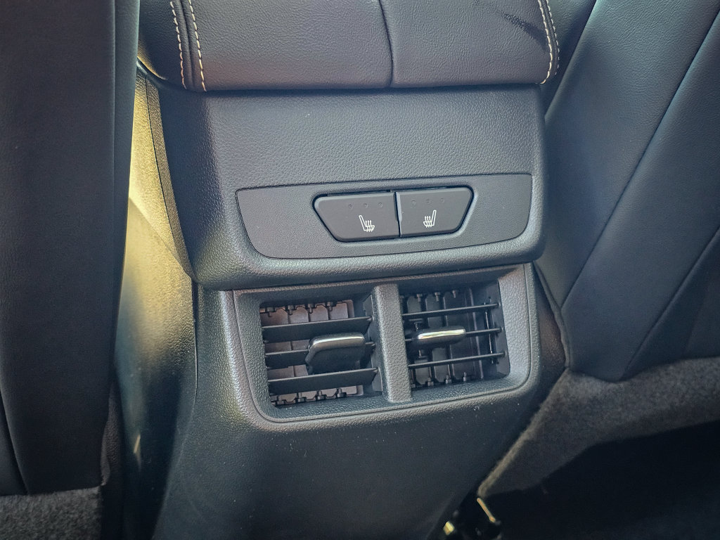 New 2027 GMC Terrain Elevation w/ Elevation Premium Package AWD/4WD image 34