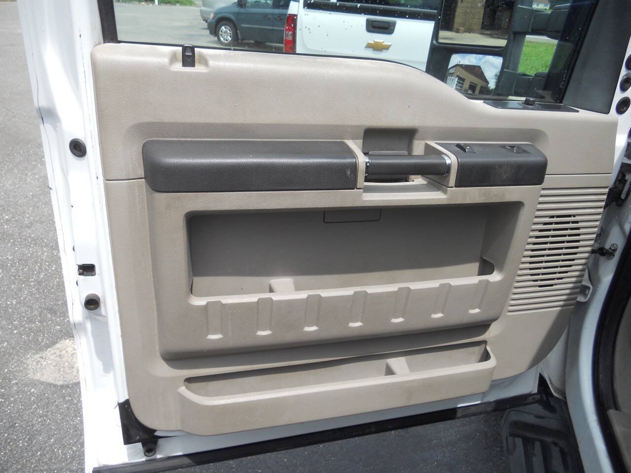 Used 2009 Ford F350 XLT AWD/4WD image 31