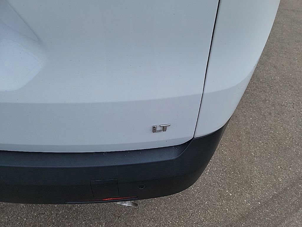 Used 2020 Chevrolet Traverse LT w/ LT Premium Package image 15