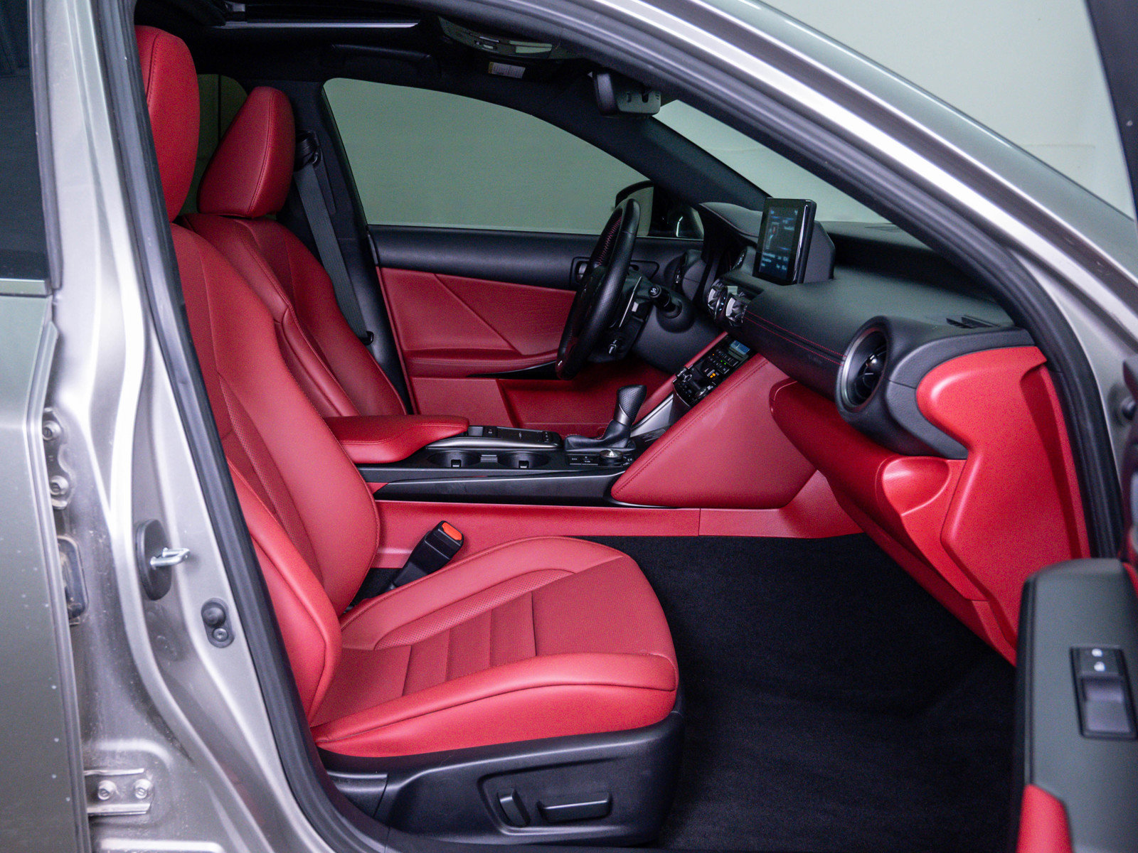 Used 2022 Lexus IS 350 F Sport w/ Accessory Package image 10