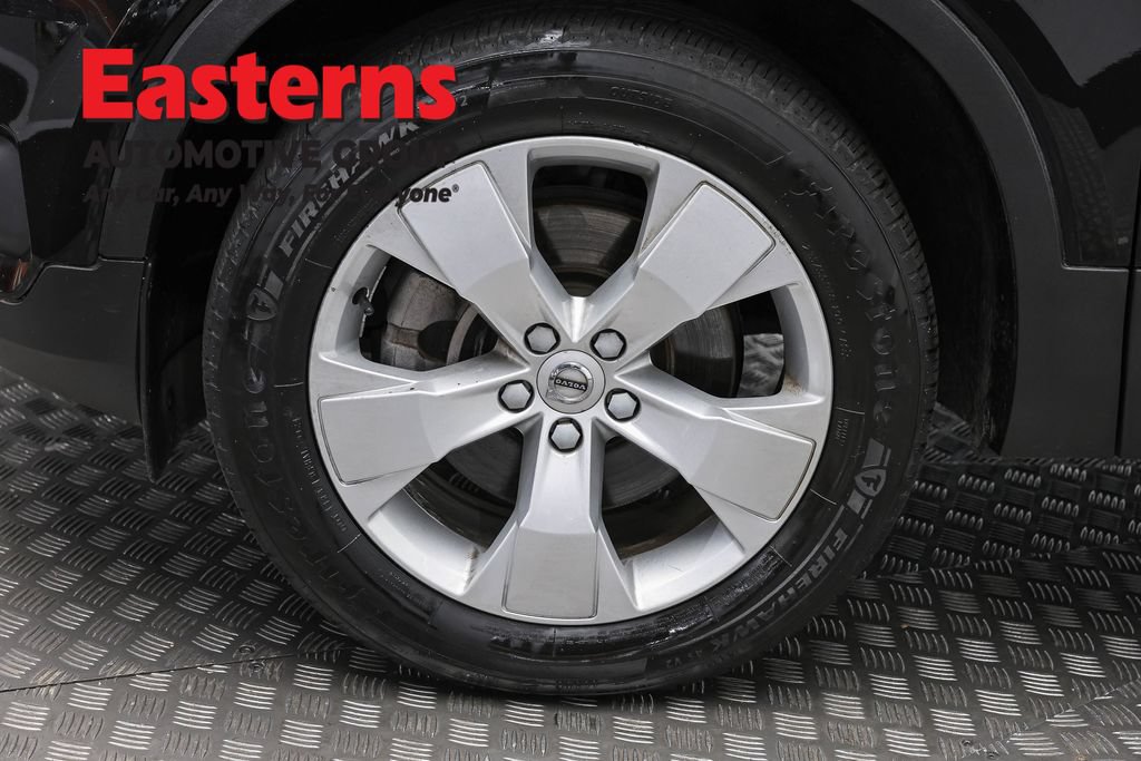 Used 2022 Volvo XC40 T5 Momentum AWD/4WD image 32
