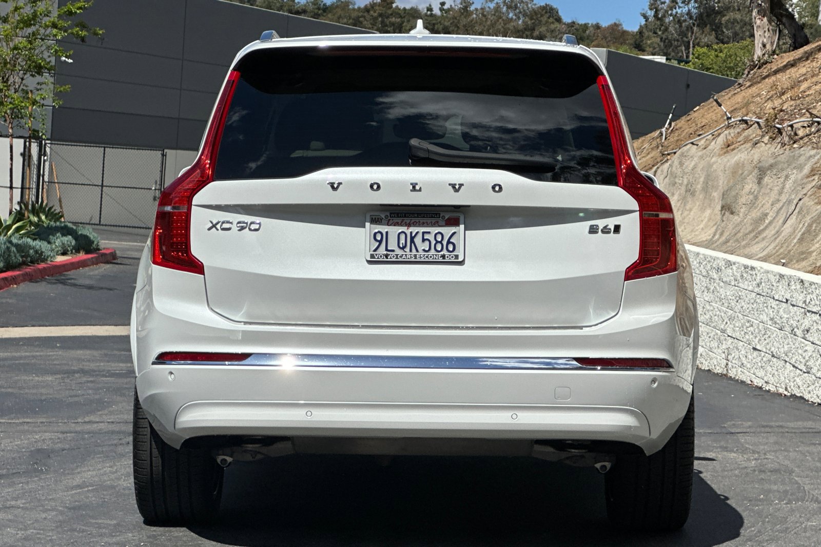 Certified 2024 Volvo XC90 B6 Ultimate w/ Protection Package Premier image 5