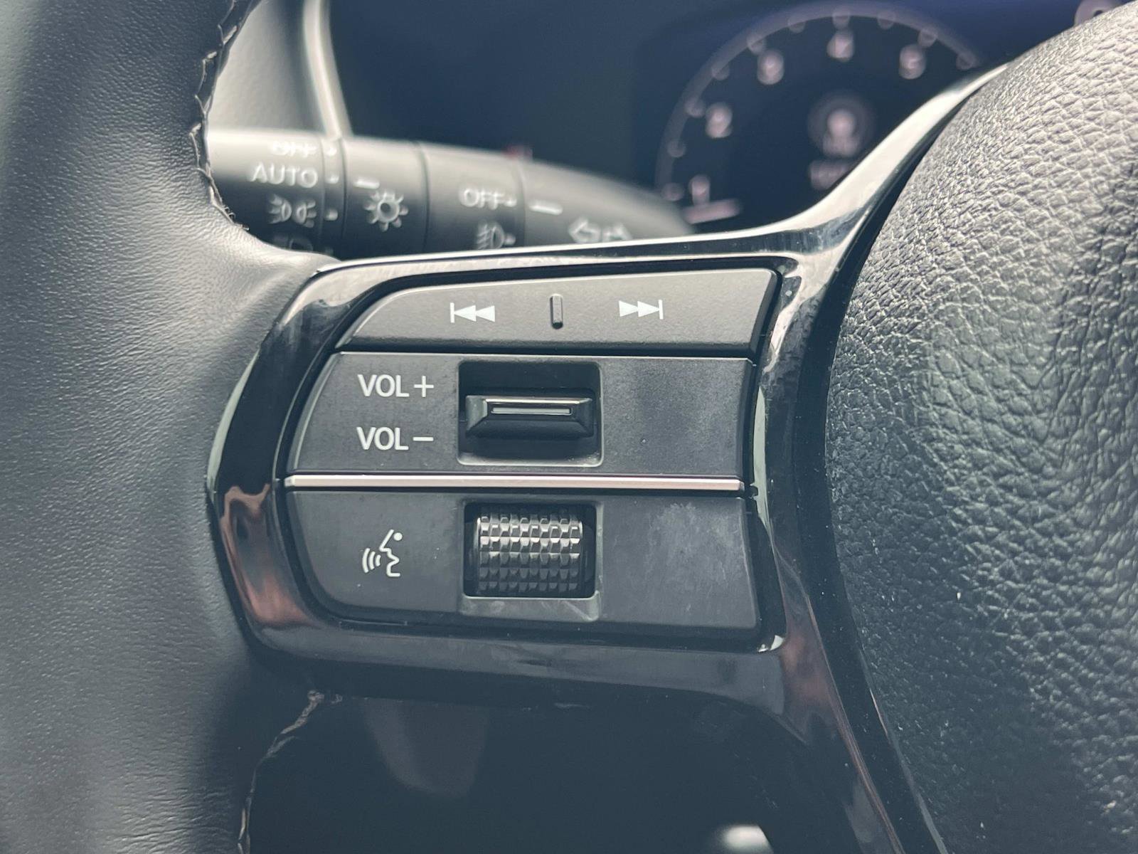 Certified 2024 Honda Civic Touring image 9