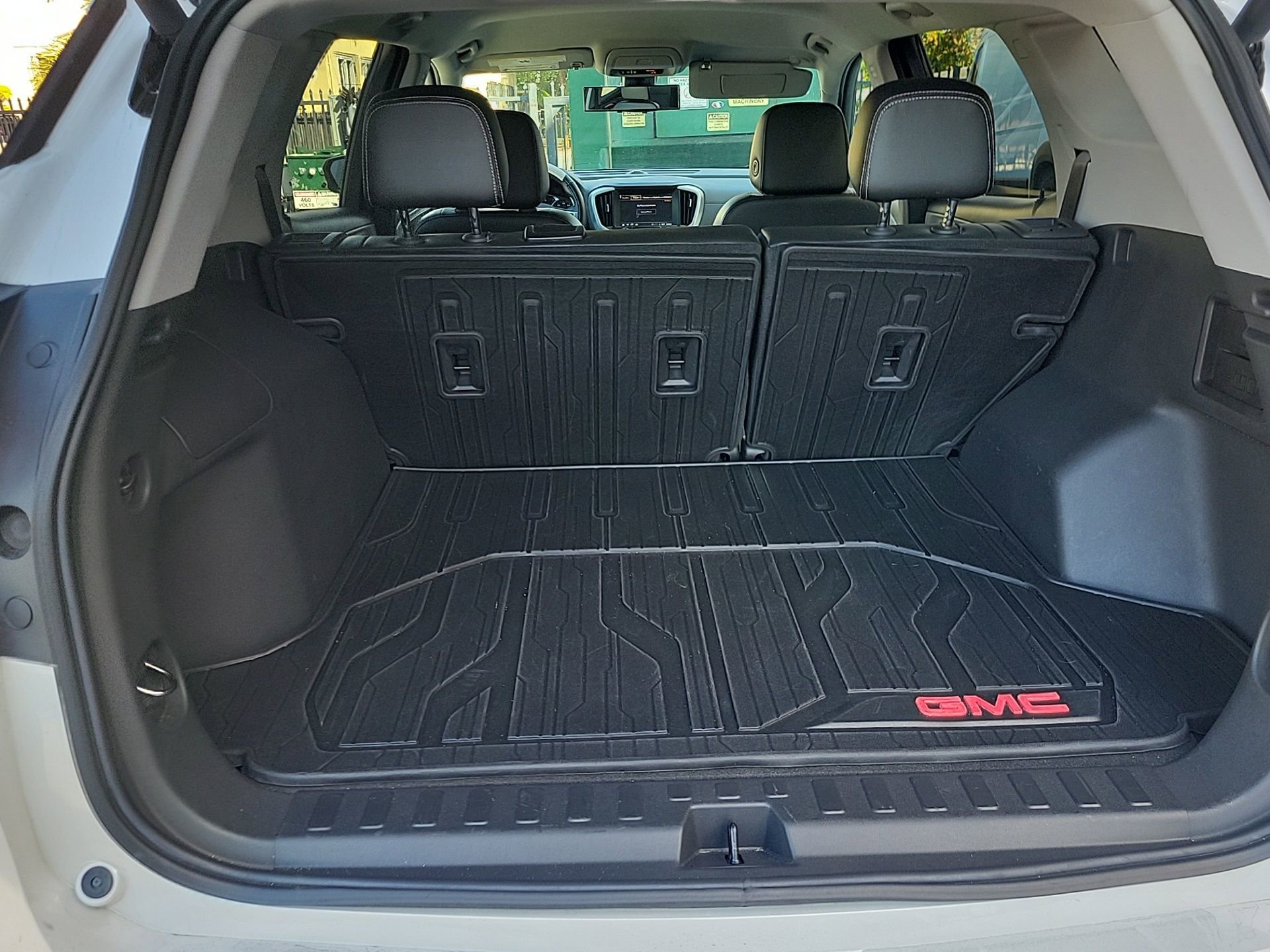 Used 2023 GMC Terrain SLT w/ LPO, Floor Liner Package image 15