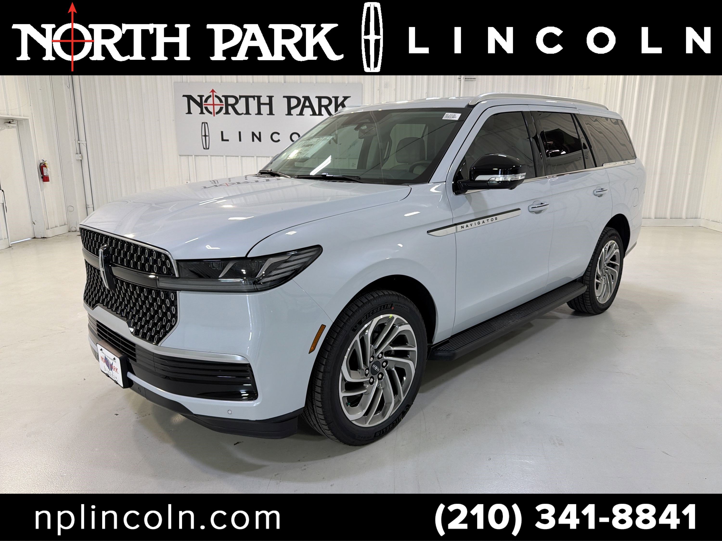 New 2026 Lincoln Navigator L Premier image 1