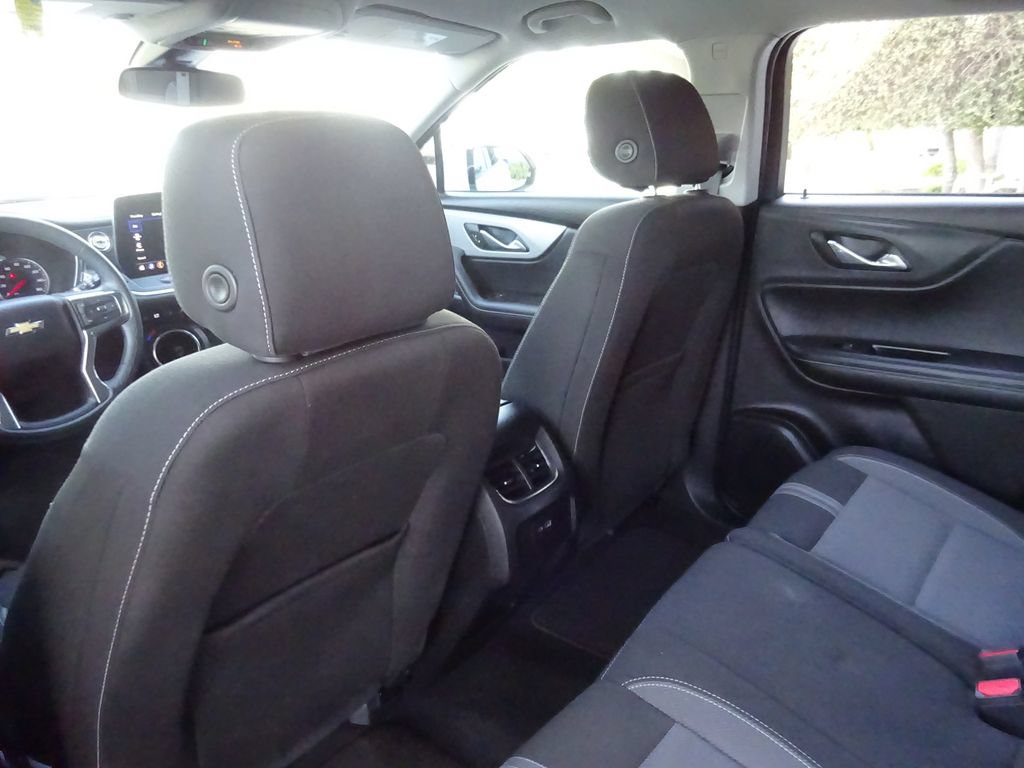 Certified 2024 Chevrolet Blazer LT w/ Convenience Package FWD image 18