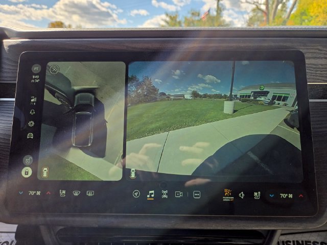 Used 2024 Rivian R1S Adventure Quad AWD/4WD image 24