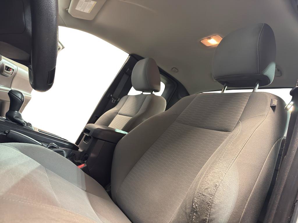 Used 2016 Toyota Tacoma SR RWD image 17