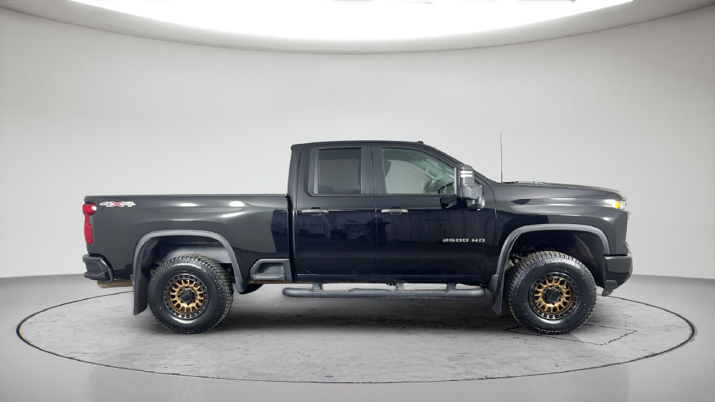 Used 2025 Chevrolet Silverado 2500 Custom w/ Custom Value Package AWD/4WD image 7