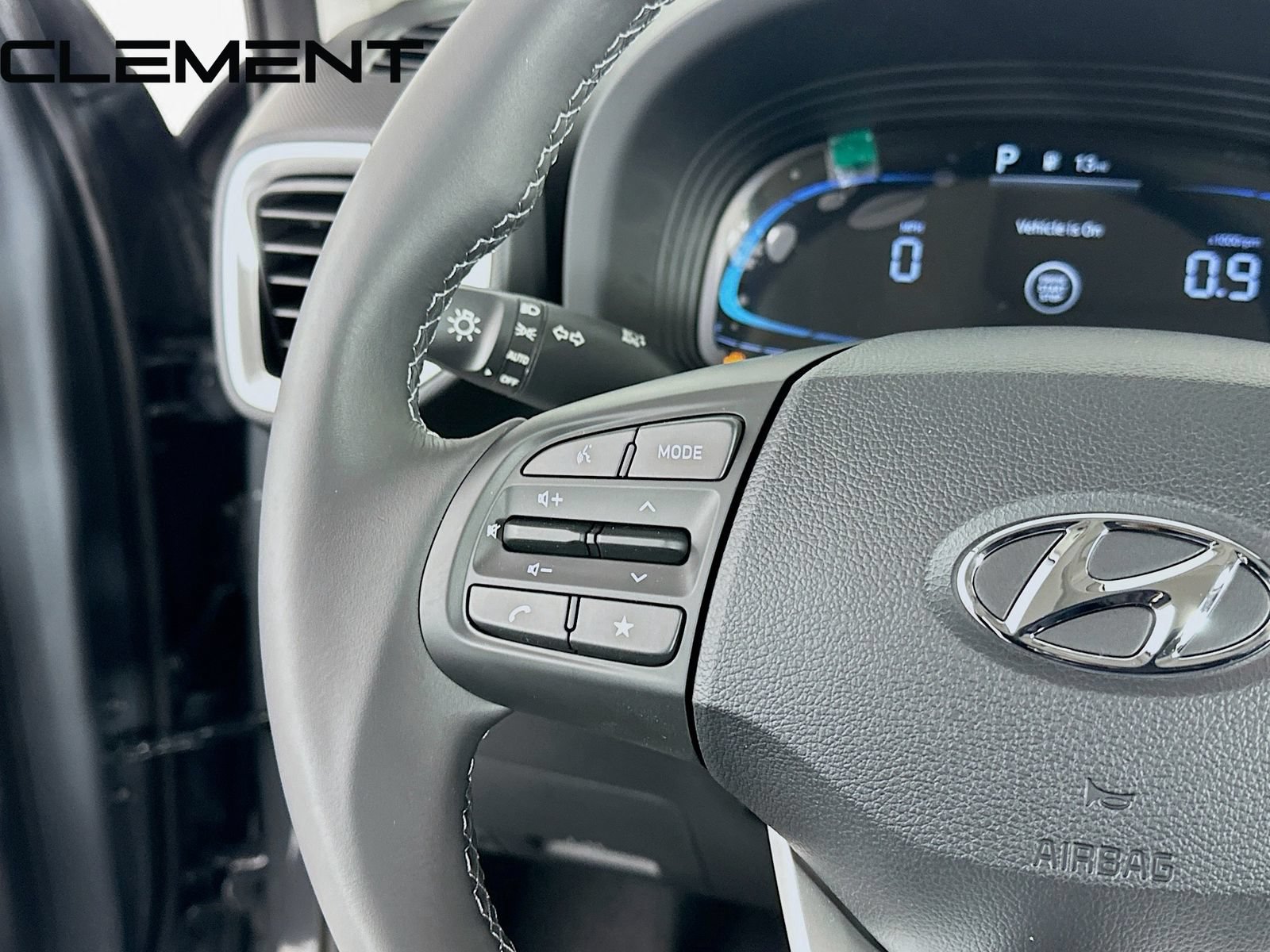 Certified 2026 Hyundai Venue SEL FWD image 15