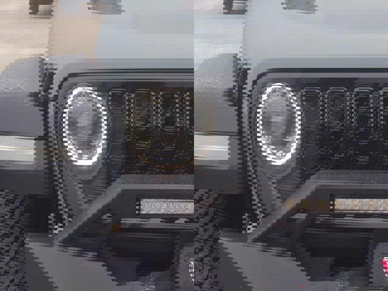 Certified 2024 Jeep Wrangler Willys image 9