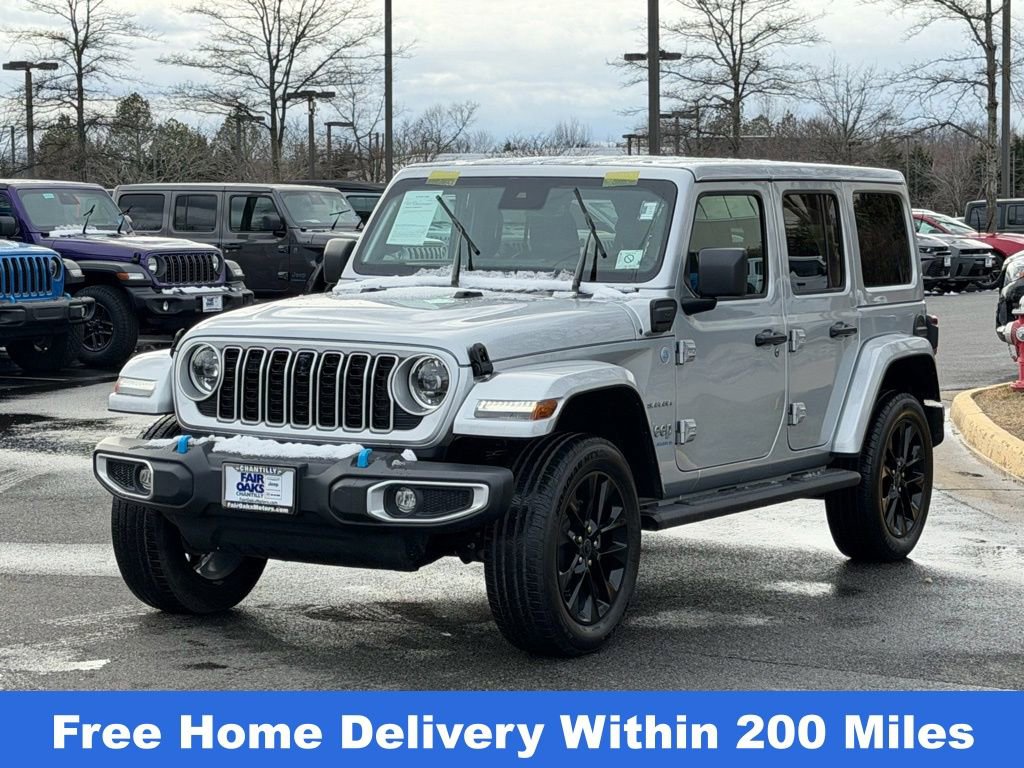 Used 2024 Jeep Wrangler Unlimited Sahara w/ Technology Group image 2