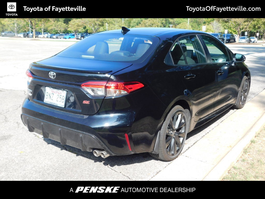 Used 2026 Toyota Corolla SE w/ SE Package FWD image 4