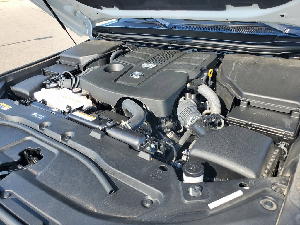 Used 2024 Lexus GX 550 image 38