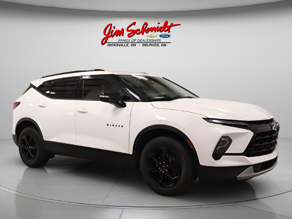 Used 2024 Chevrolet Blazer LT w/ Midnight/Sport Edition FWD image 1