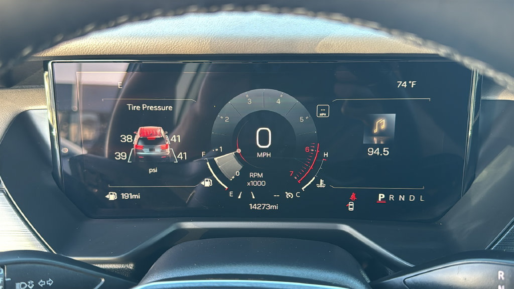 Used 2026 GMC Acadia Elevation FWD image 32