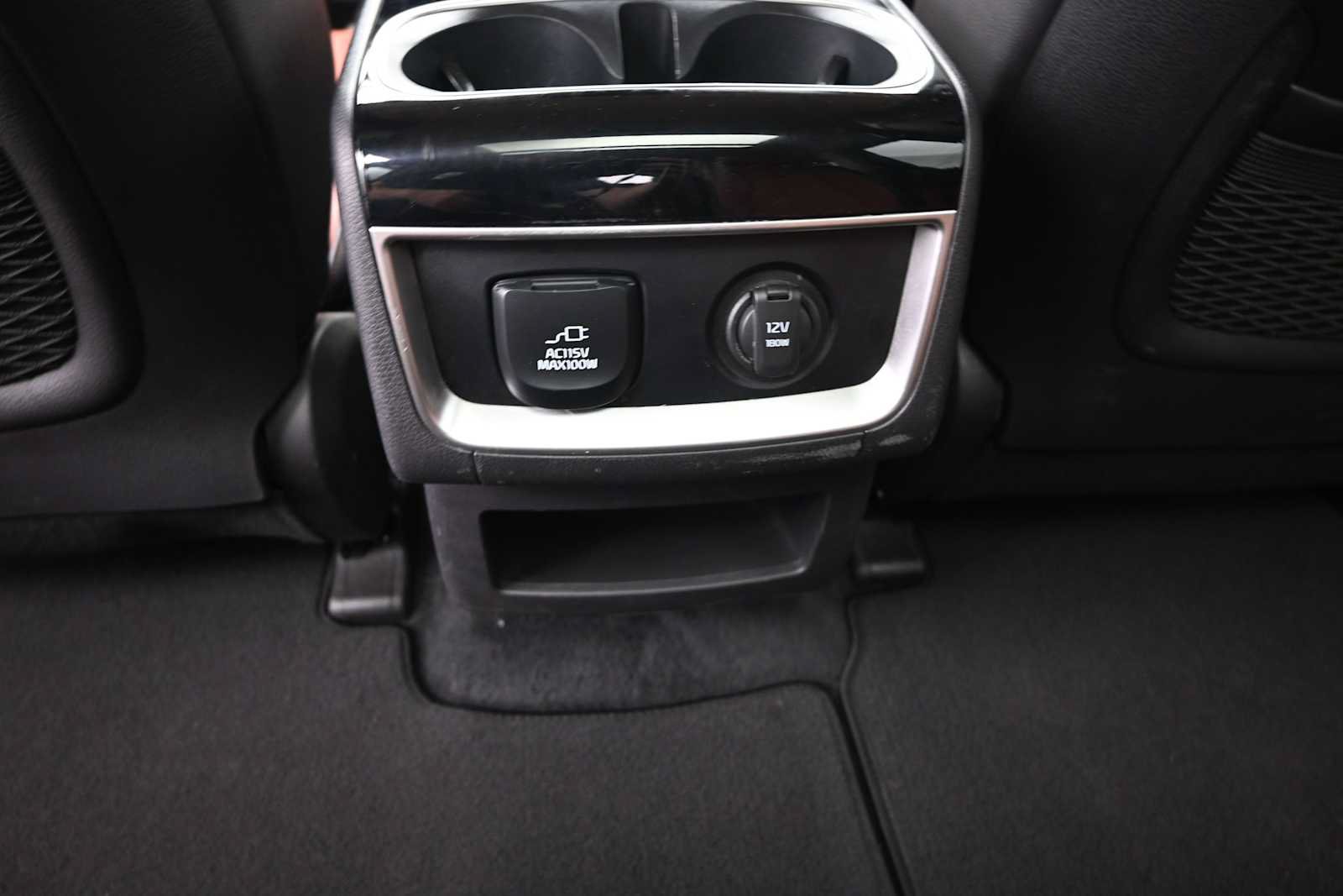 Used 2022 Kia Carnival SX Prestige FWD image 26