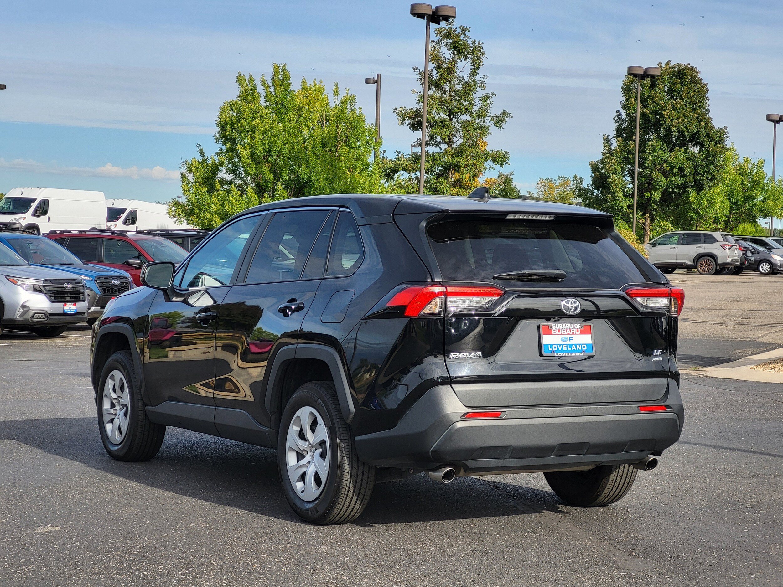 Used 2023 Toyota RAV4 LE AWD/4WD image 6