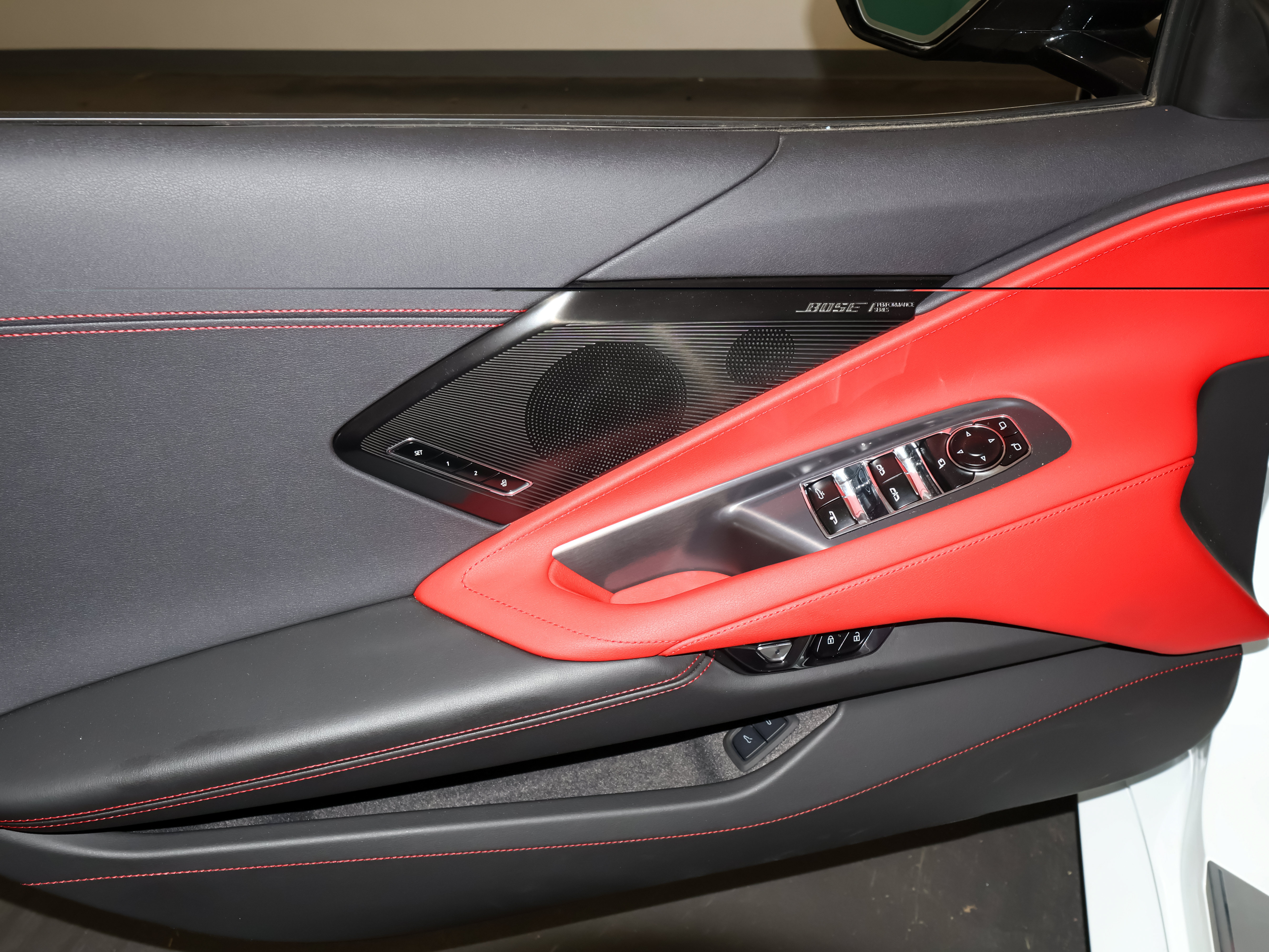 Used 2024 Chevrolet Corvette Stingray Preferred Conv w/ Z51 Performance Package RWD image 18