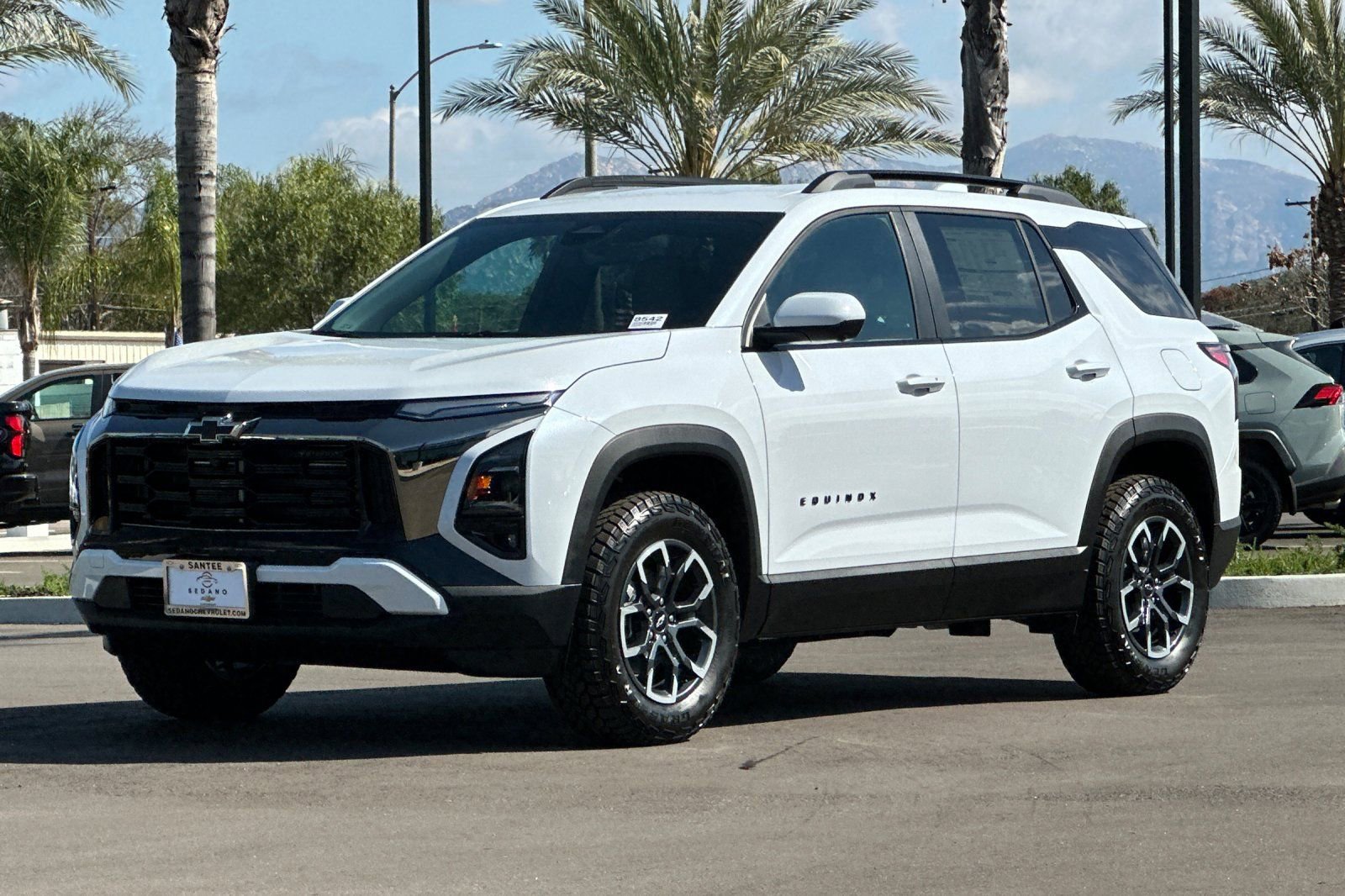 New 2026 Chevrolet Equinox ACTIV w/ Safety and Technology Package image 8